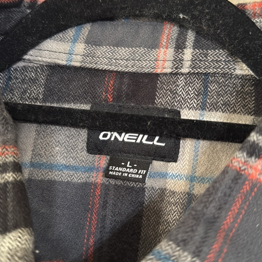 O’neill plaid flannel shirt - Picture 3 of 5
